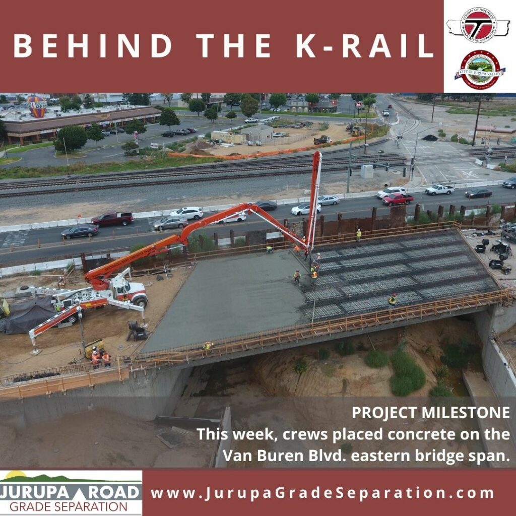 This week, crews placed 170 cubic yards of concrete on the Van Buren Blvd eastern bridge span. 
Esta semana, los equipos colocaron 170 yardas cúbicas de concreto en el tramo del puente este de Van Buren Blvd.